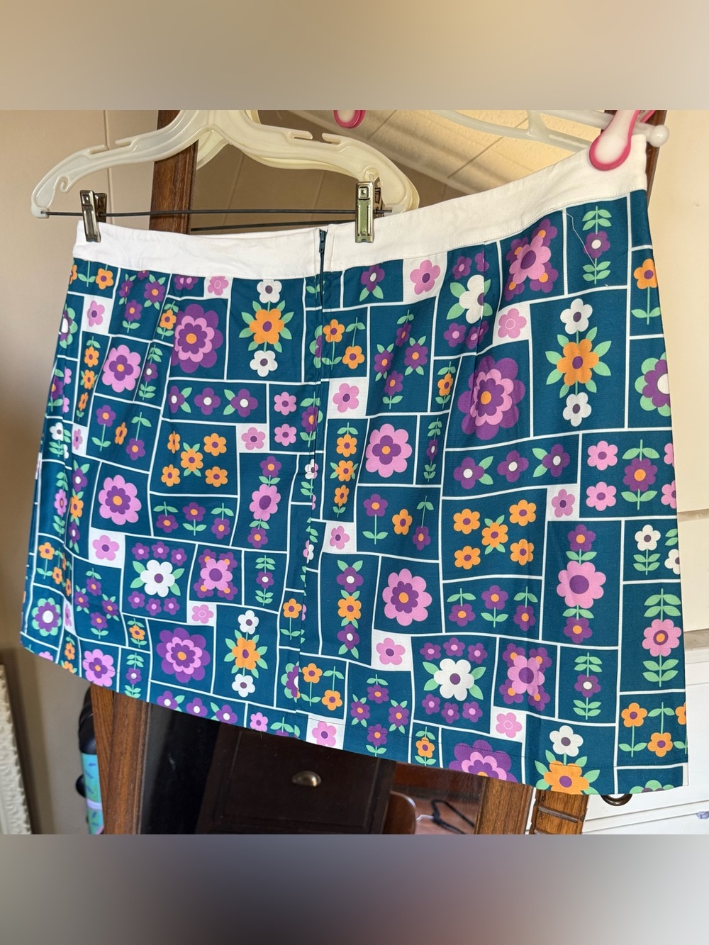 Smak Parlour x Unique Vintage 1960s Teal Wallpaper Floral Mini Skirt, Plus XXL - Picture 7 of 10
